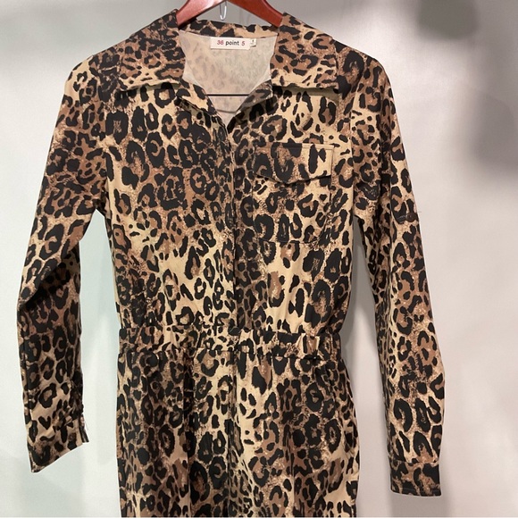 Leopard Pattern Jumpsuit / Bodysuit - Picture 3 of 10